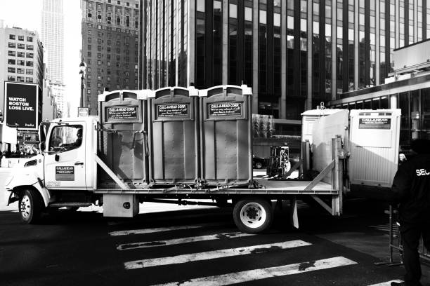 Best Porta potty rental near me  in Clarinda, IA